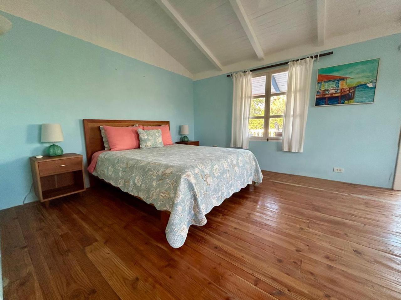 Bed and Breakfast Casa Kubler à Puerto Ayora  Extérieur photo